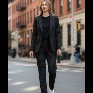 Anne Klein Black Pinstripe Pantsuit Size 6p